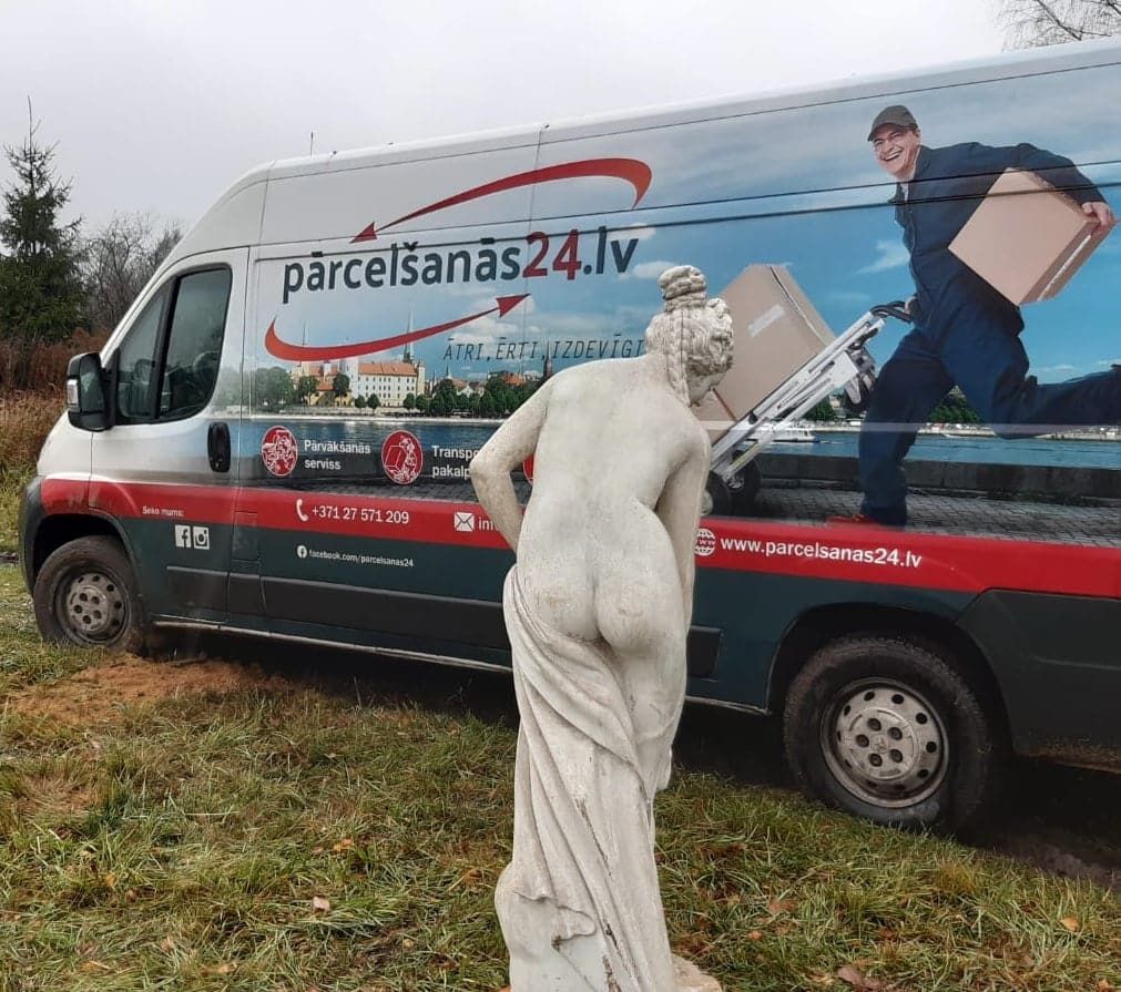 Mākslas priekšmetu pārvietošana #3